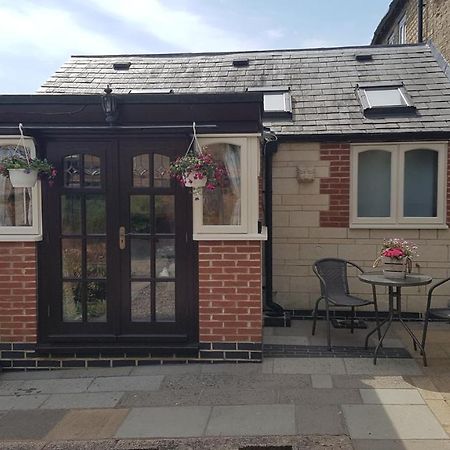 Ruby Cottage Irthlingborough Eksteriør bilde
